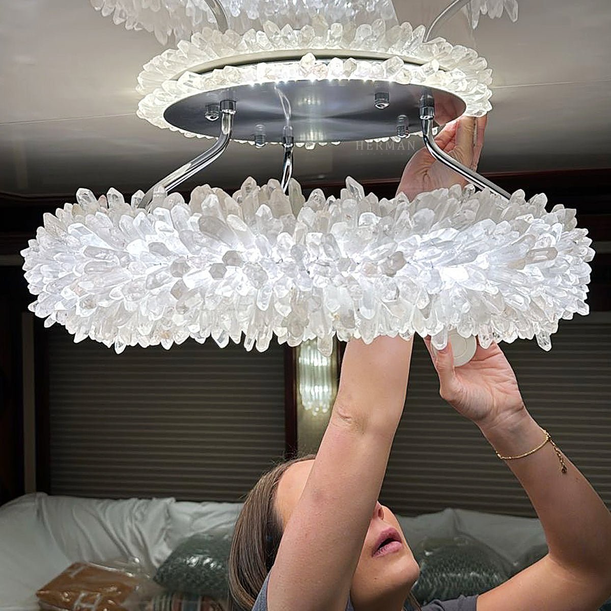 24-47 Inch Round Clear Geode Quartz Crystal Ring Pendant Light Modern Chandelier for Living Room - Diam 24''BrassBlushlighting