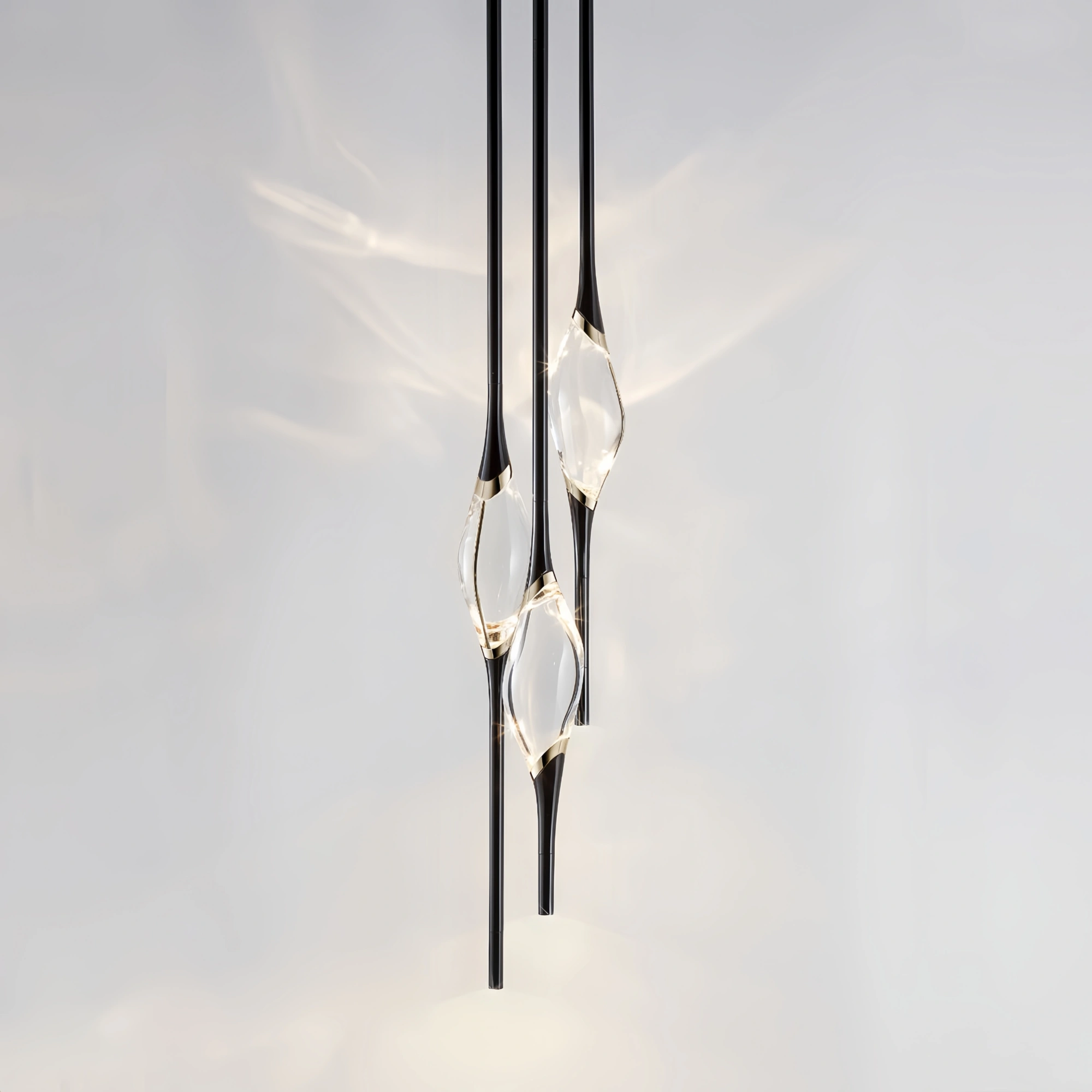 Il Pezzo 12 Round Chandelier 3-Light-Black polished brass-Blushlighting