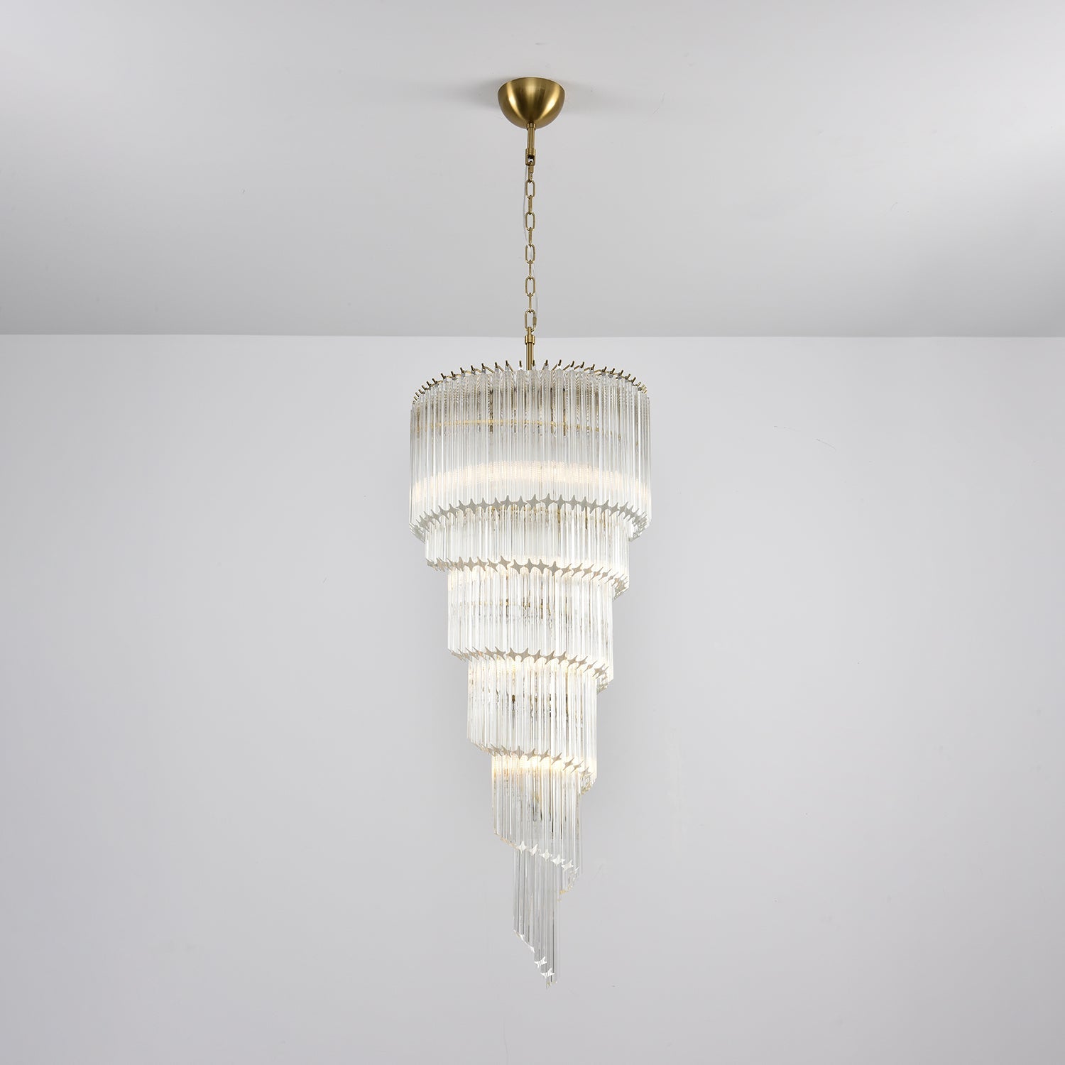 Cascada Spiral Clear Chandelier - Vakkerlight