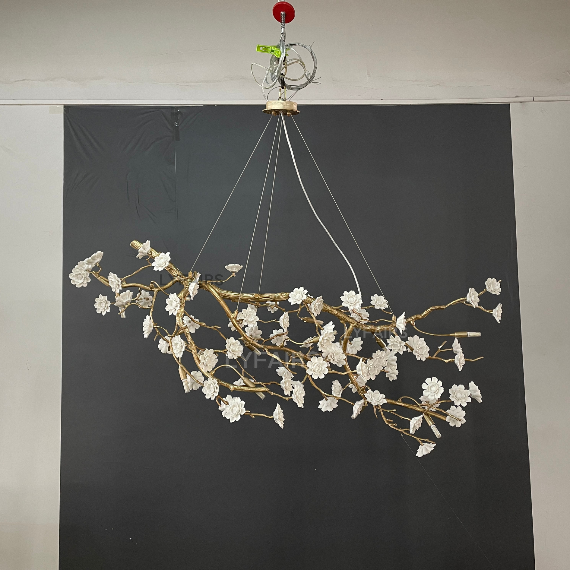 Post-Modern Art Brass and Ceramics Flower Pendant Branch Chandelier for Living/Dining Room