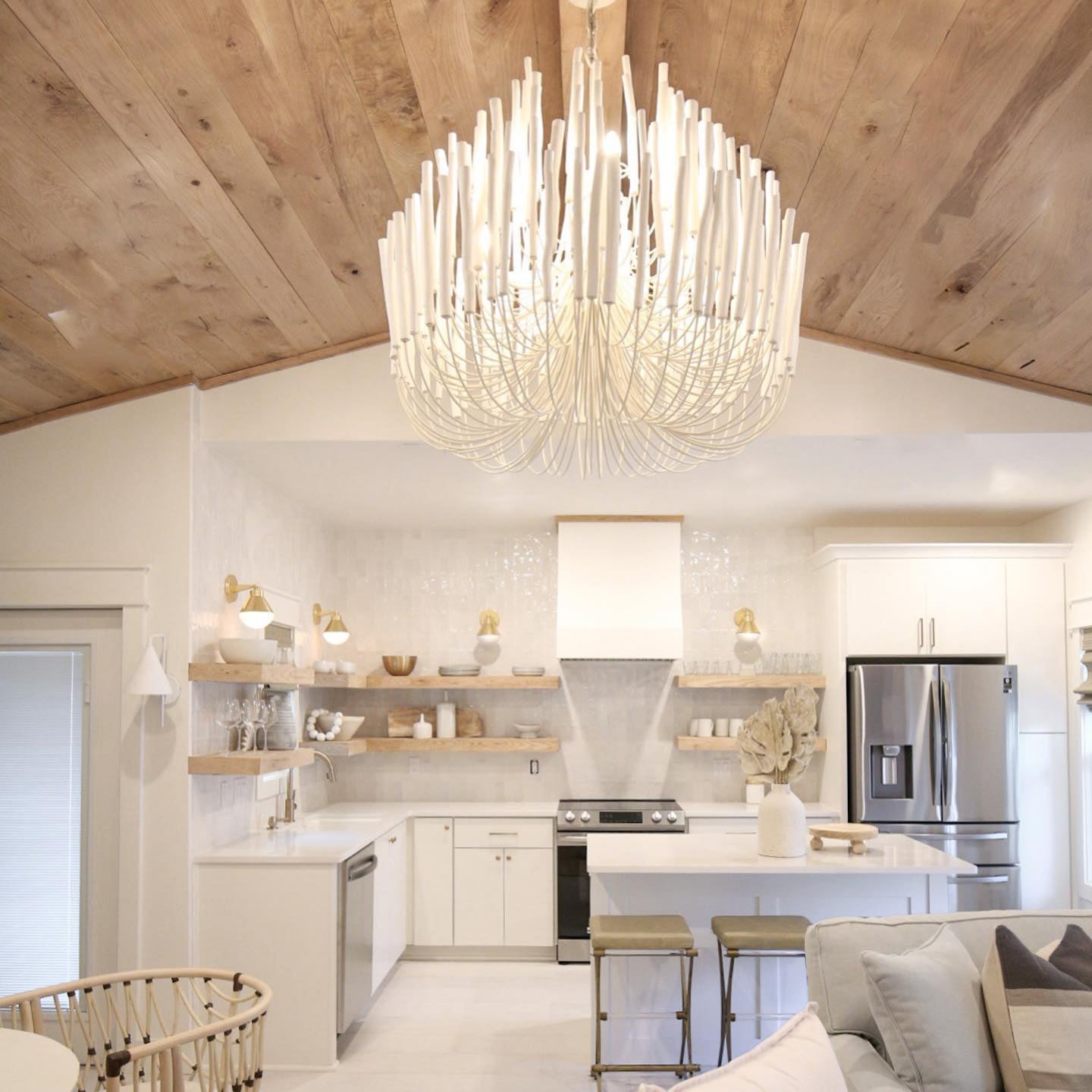 Swinton Chandelier - Blushlighting