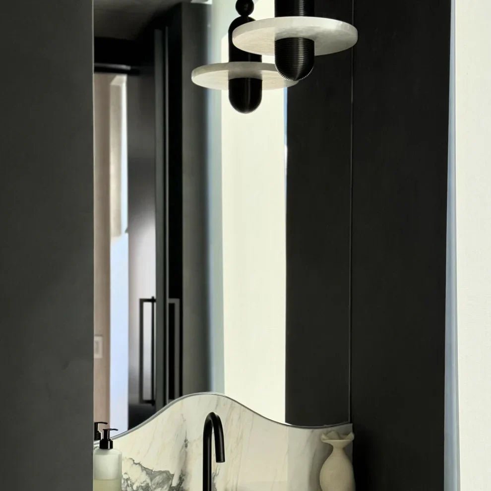 Alabaster Comet Pendant Lamp - D 28cm x H 31.5cm / ∅ 11″ x H 12.4″BlackWarm LightBlushlighting