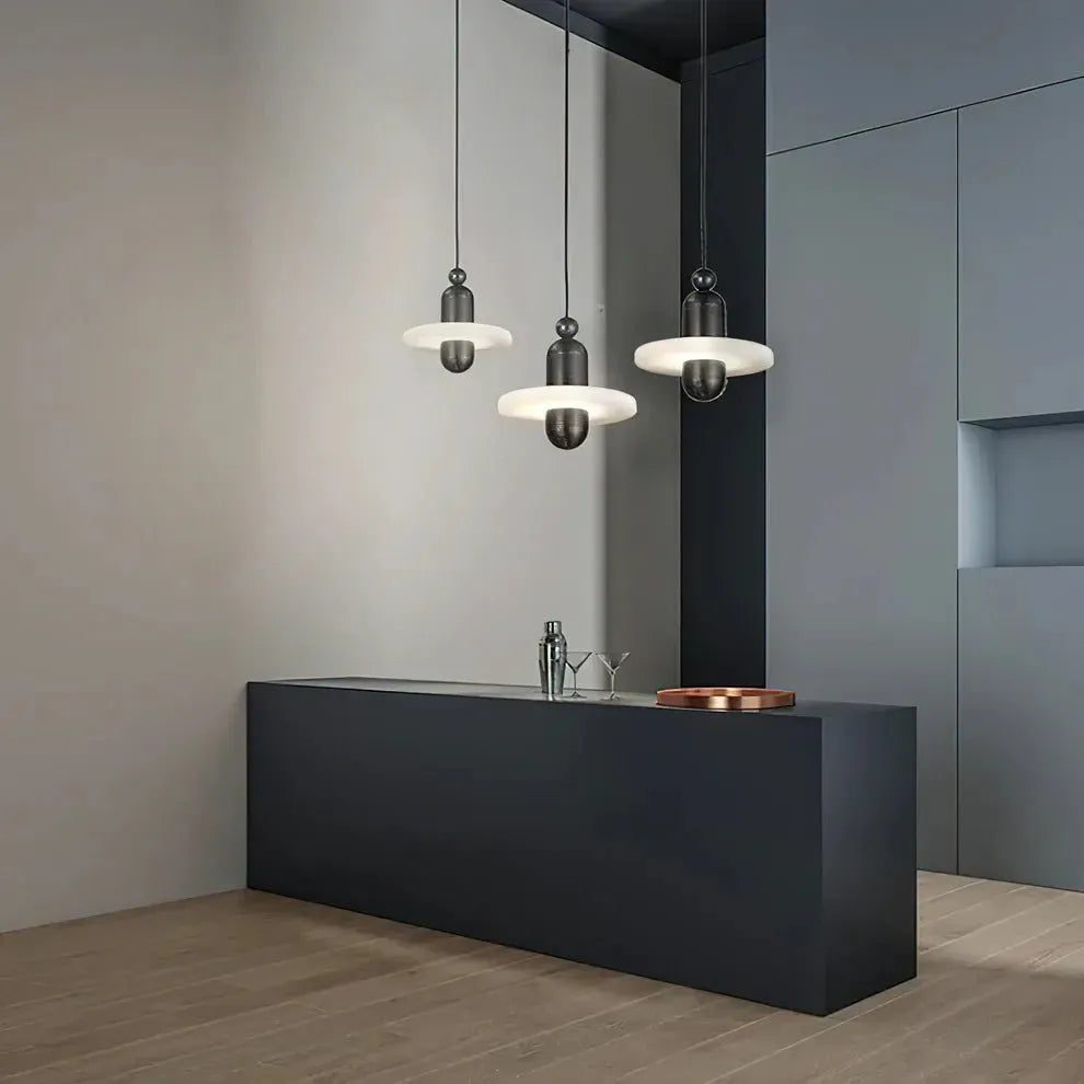 Alabaster Comet Pendant Lamp - D 28cm x H 31.5cm / ∅ 11″ x H 12.4″BlackWarm LightBlushlighting