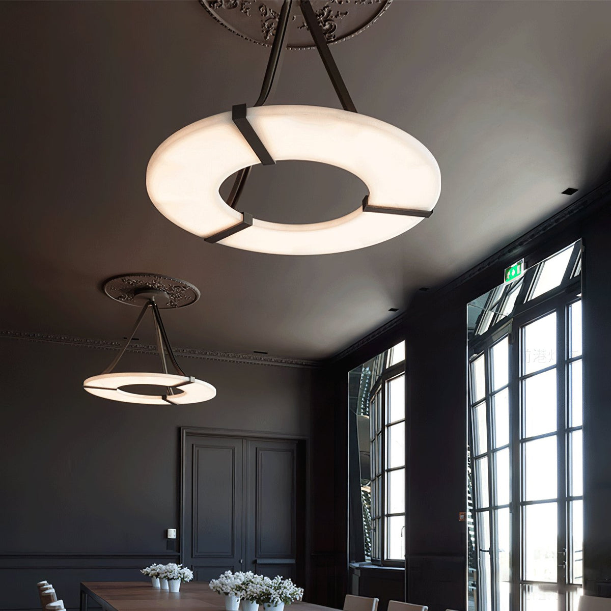 Alabaster Halo Pendant Light – Black & White LED Chandelier - ∅ 23.6″ x H 19.7″Warm LightBlack&WhiteBlushlighting