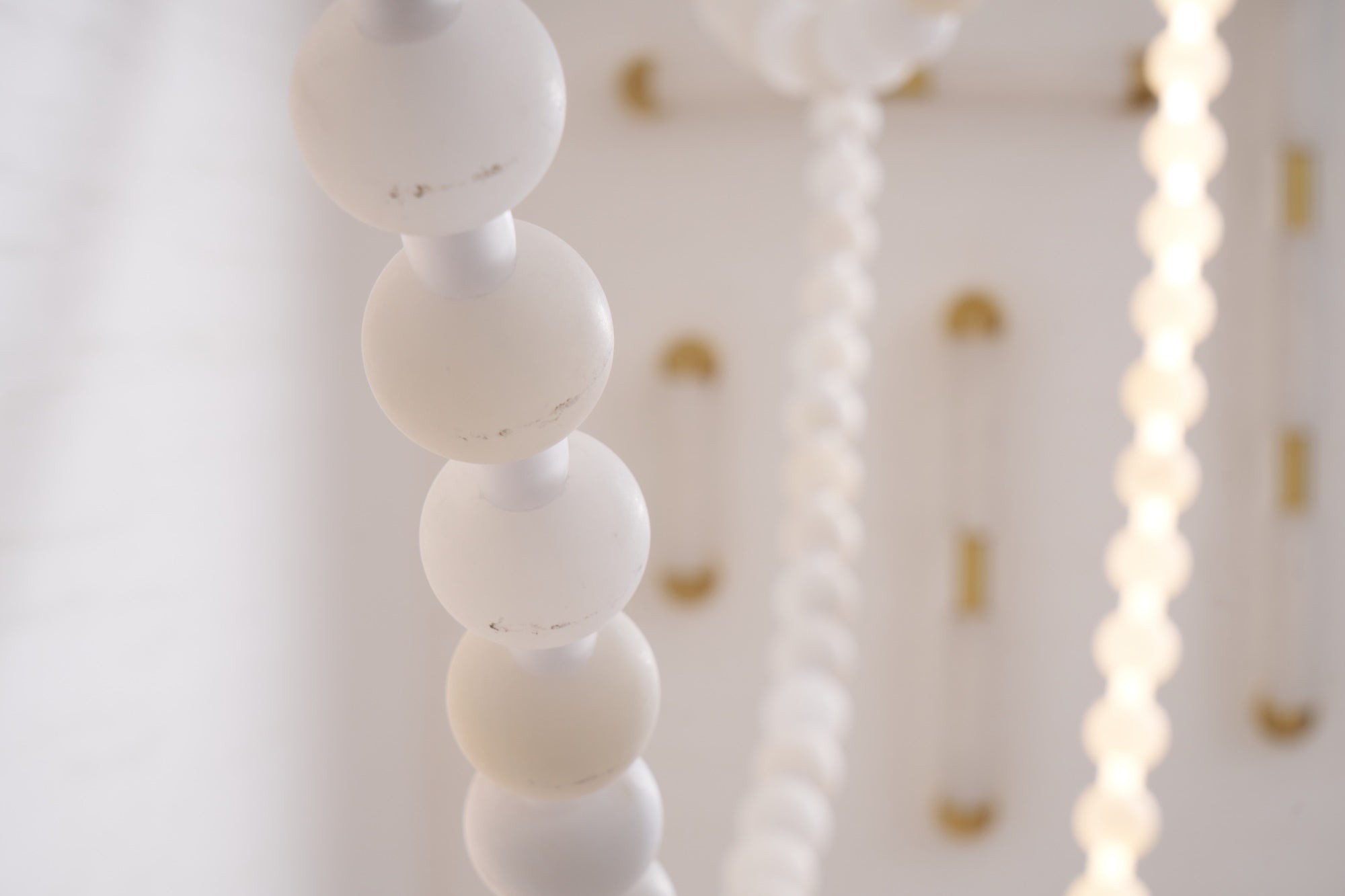 Alabaster Pearl Necklace Chandelier-Chandelier-Blushlighting-Blushlighting