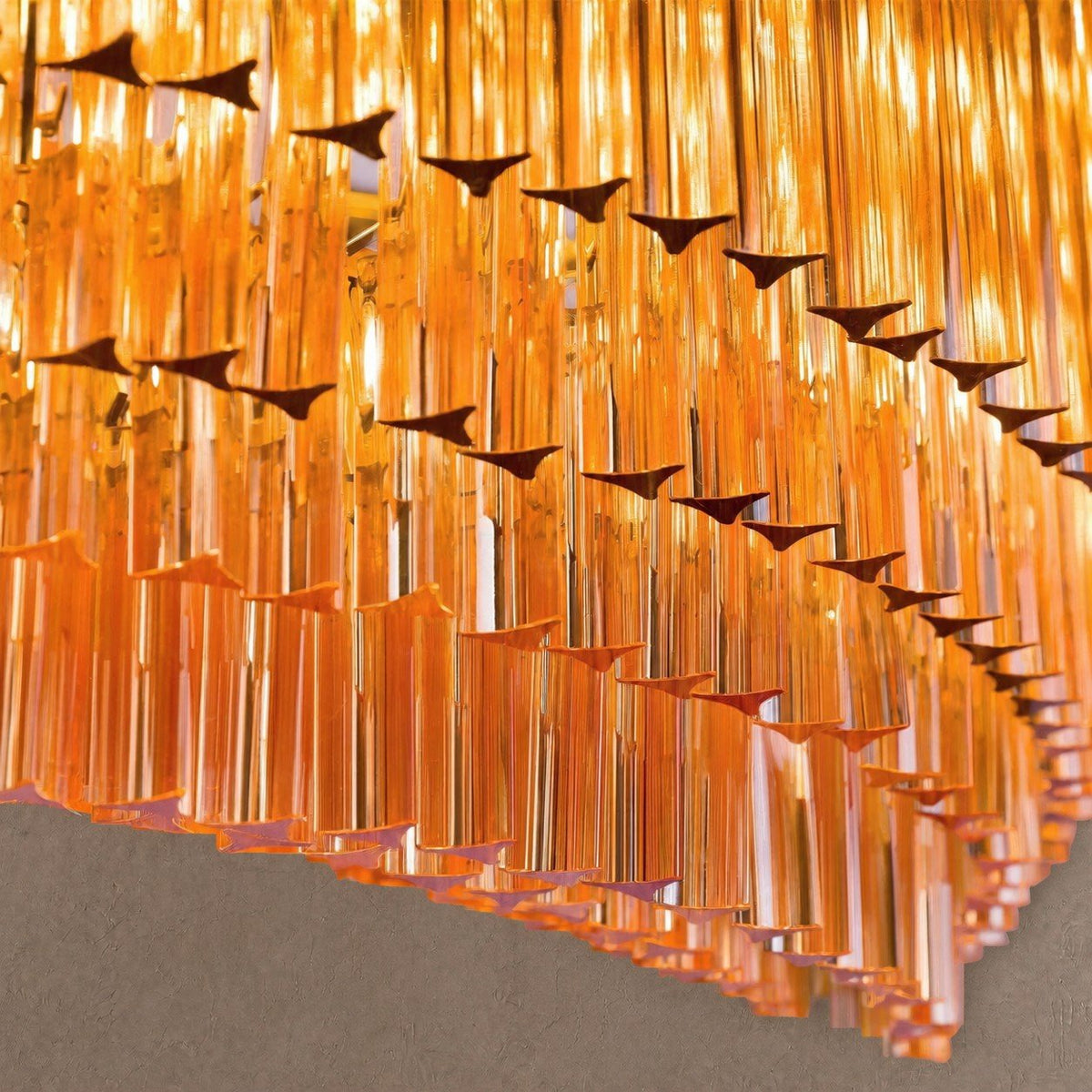 Amaro Round Chandelier - ∅ 51.2″ x H 20.5″Amber & GoldBlushlighting