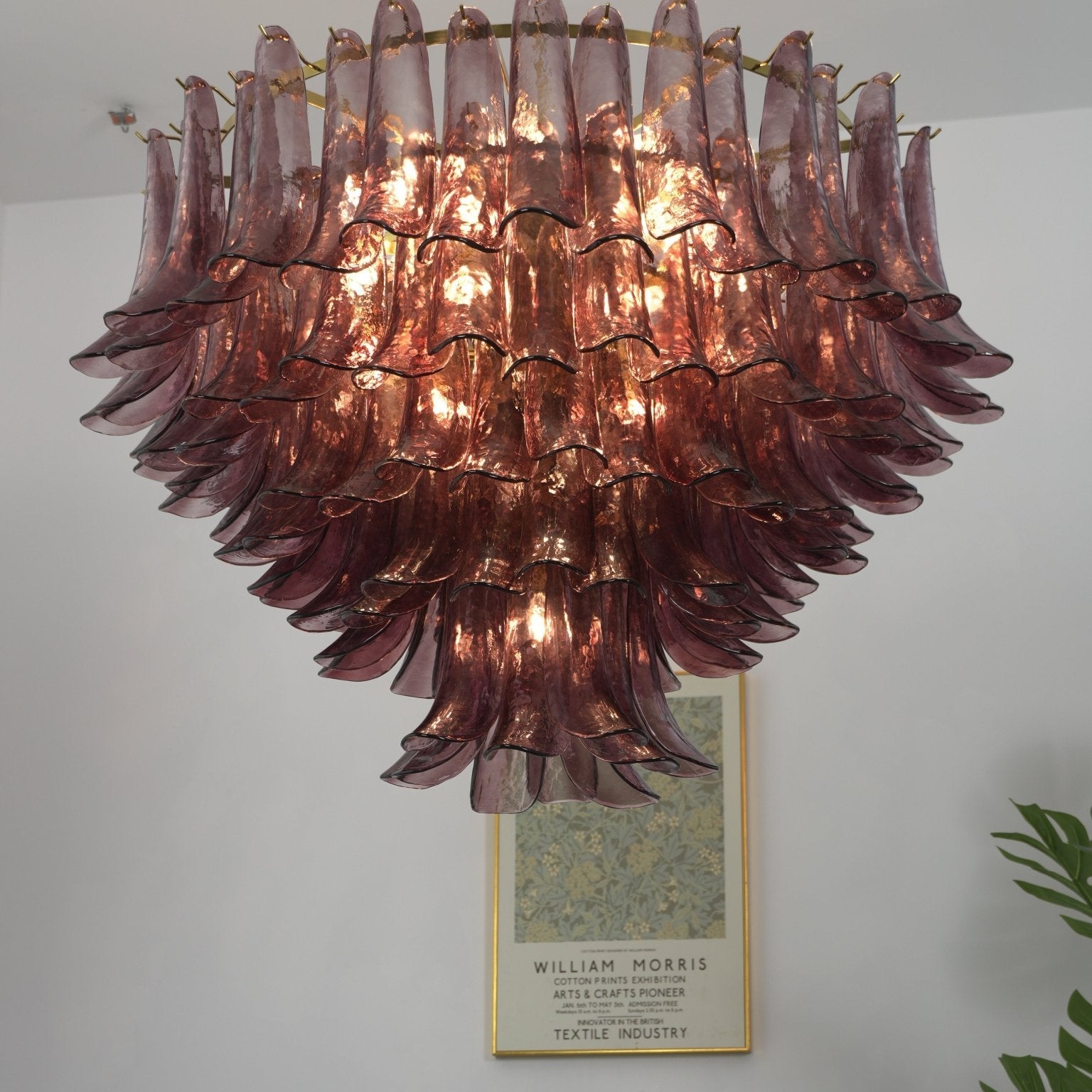 Amethyst Bloom Chandelier - ∅ 39.4″ x H 27.6″Gold & AmethystBlushlighting