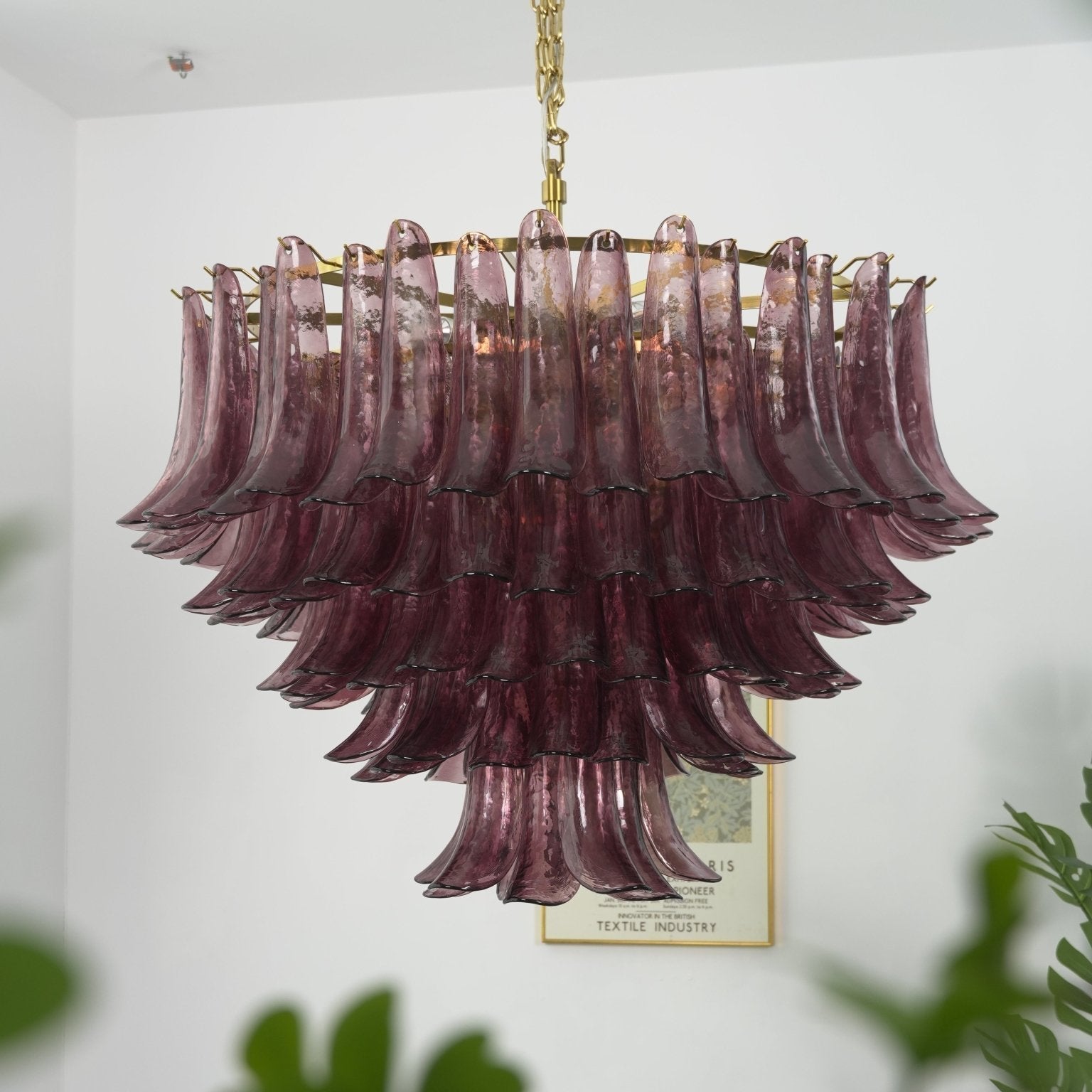 Amethyst Bloom Chandelier - ∅ 39.4″ x H 27.6″Gold & AmethystBlushlighting