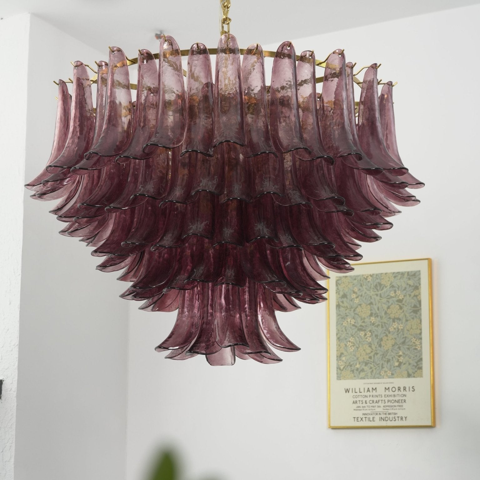 Amethyst Bloom Chandelier - ∅ 39.4″ x H 27.6″Gold & AmethystBlushlighting