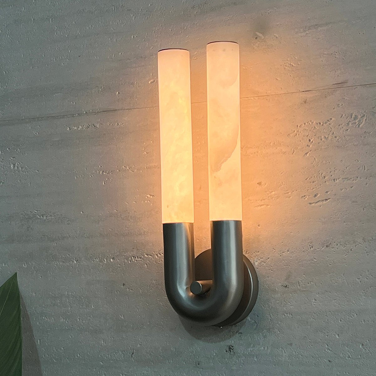 Arch Alabaster Sconce-Wall Lamp-Blushlighting-∅ 5.5″ x H 17.7″-Nickel & White-Blushlighting