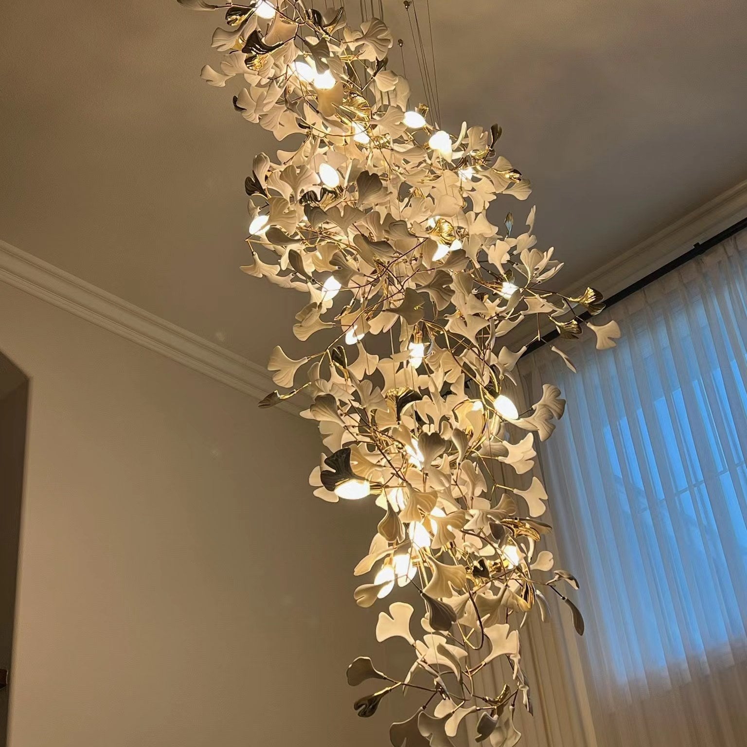 Artistic Tree Branch Pendant Light with Ceramic Ginkgo Leaves for High Ceilings in Hotel or Home - D39.4"*H70.9"/ 16 Lights (288 Pieces)Warm LightBlushlighting