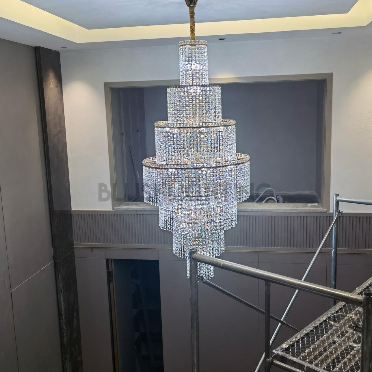 Blushlighting Tiered Crystal Foyer Chandelier - Ø31"×H91"GoldBlushlighting