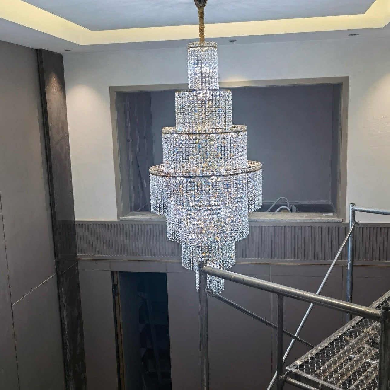Blushlighting Tiered Crystal Foyer Chandelier - Ø31"×H91"GoldBlushlighting