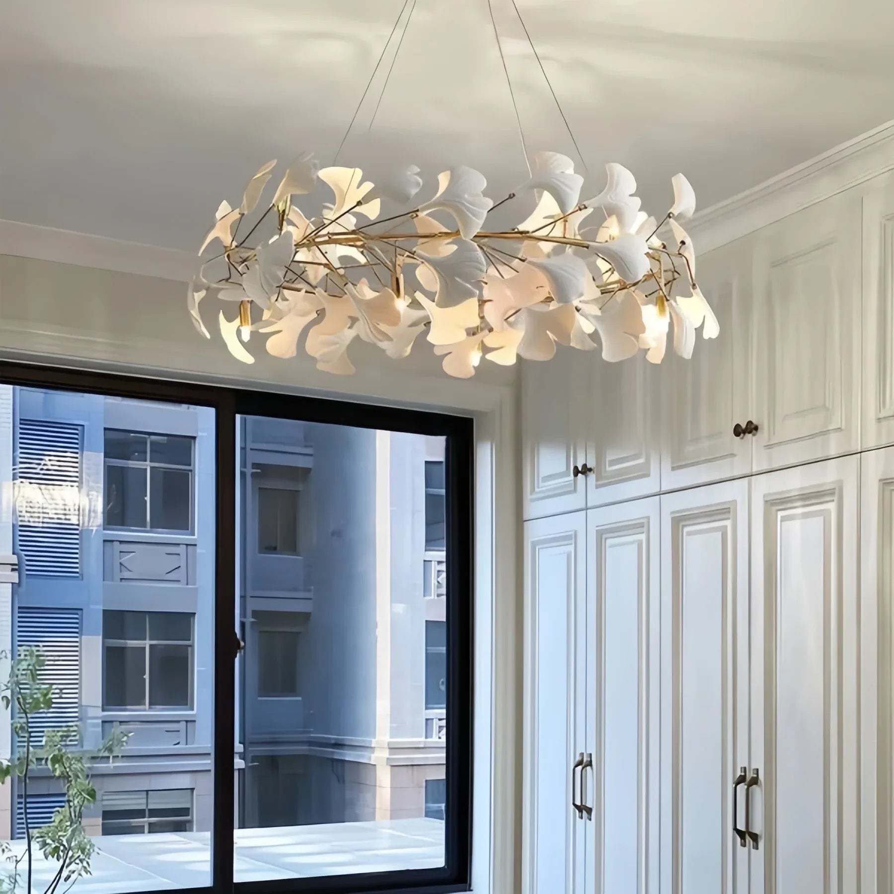 BU Ginkgo Ceramic Circle Chandelier-