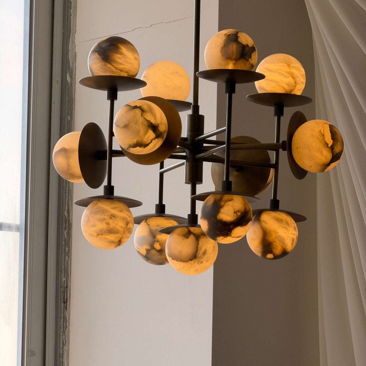 Cara Alabaster Chandelier - ∅ 23.6″ x H 63″Black & WhiteBlushlighting
