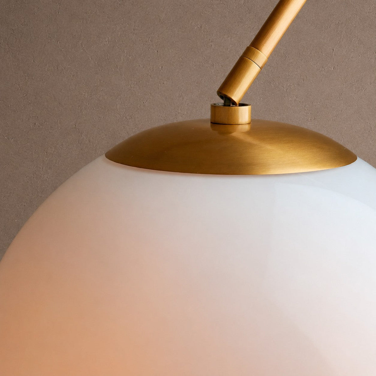 Carlisle Floor Lamp - Beige CoralleBlushlighting