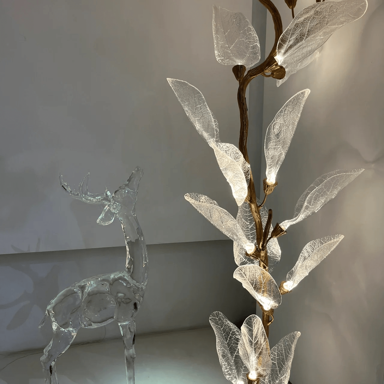 Creative Bionic Resin Leaves Chandelier for Living Room/Dining Room/Staircase - Wall Lamp/W31.5"*H70.8"Warm LightBlushlighting