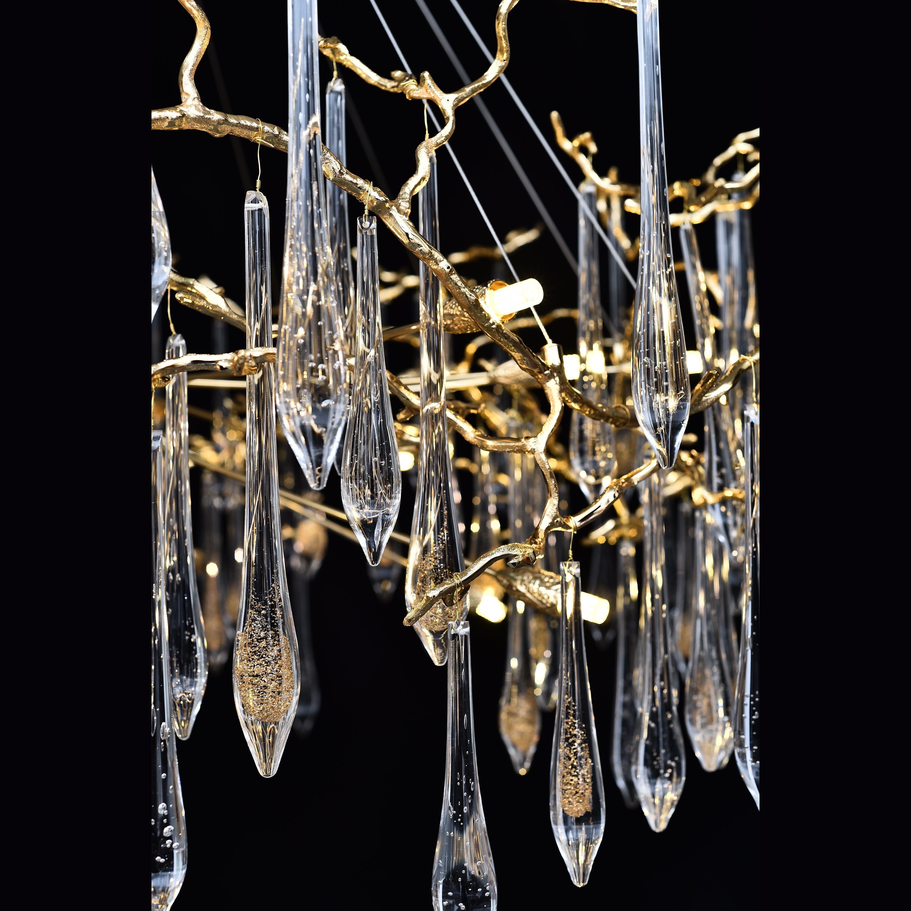 Dawn Teardrop Branch Brass Round Chandelier - 26" diameterClear GlassBlushlighting