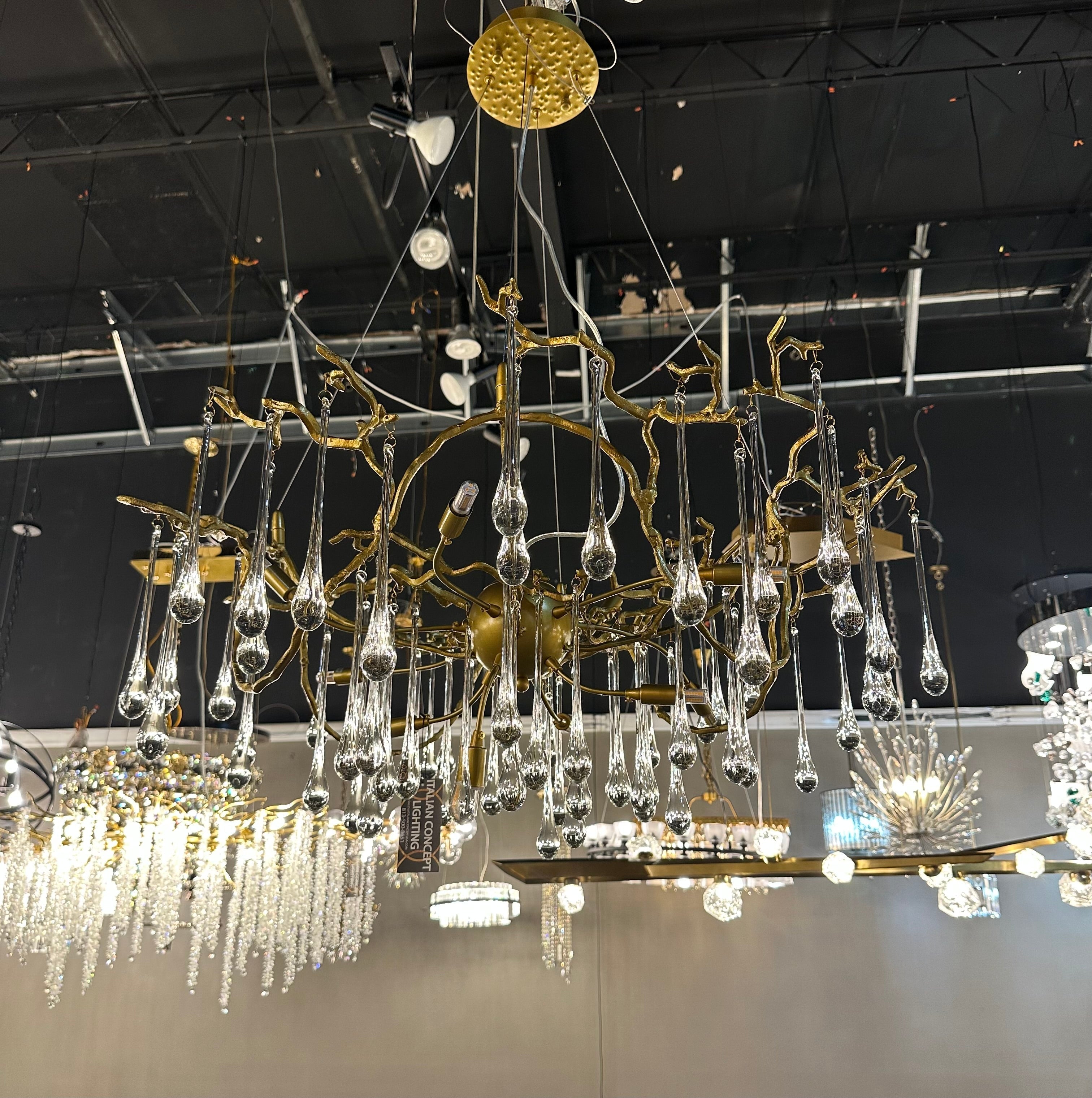 Dawn Teardrop Branch Brass Round Chandelier - 26" diameterClear GlassBlushlighting