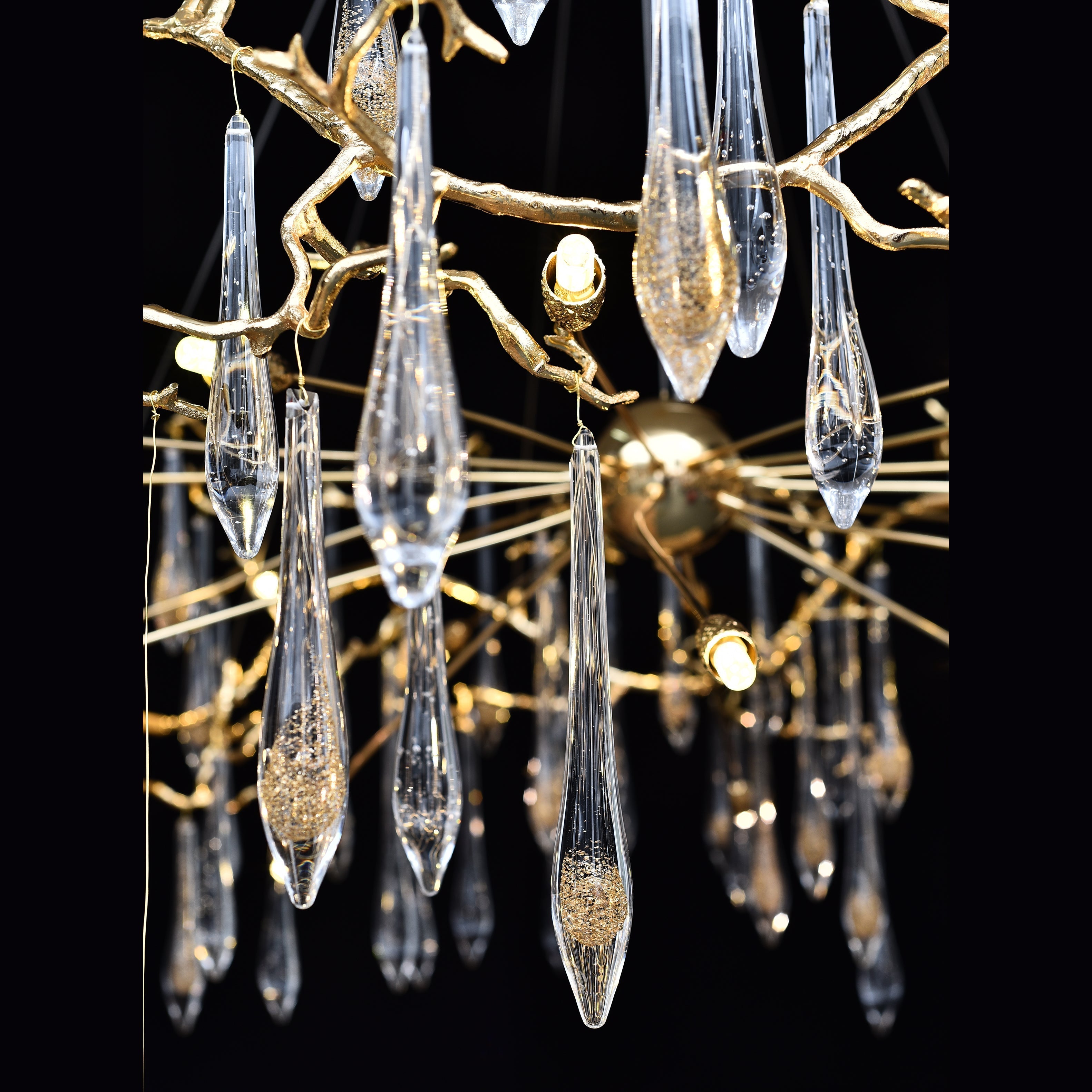Dawn Teardrop Branch Brass Round Chandelier - 26" diameterClear GlassBlushlighting