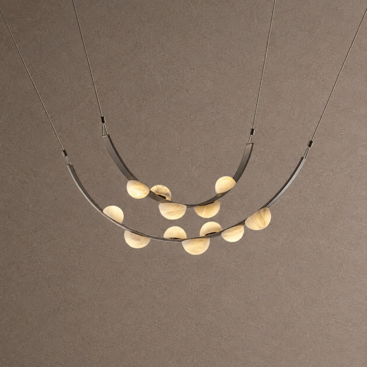 Dew Drops Alabaster LED Chandelier – Black White Warm Light - L 70.9″ x H 23.6″Black & WhiteWarm LightBlushlighting