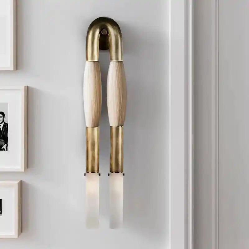 Double Head Antonia Horsehair Sconce-Dia 18cm x H 67cm / ∅ 7.1″ x H 26.4″-Aged Brass-Palomino-Blushlighting