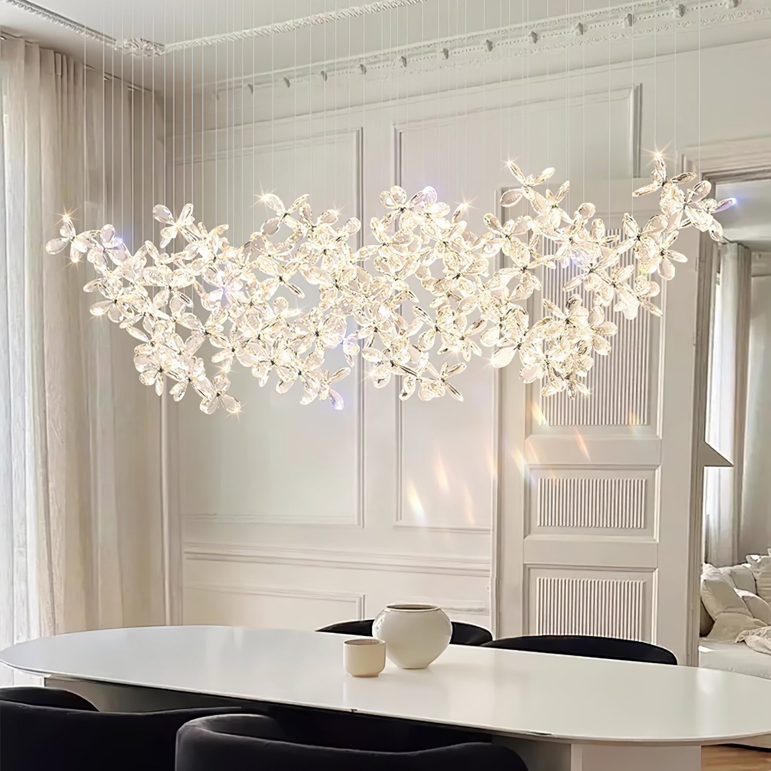 Floating Butterfly Chandelier - Long Canopy L 39.4″ x H 9.8″ x H 59.1″Silver & ClearWarm LightBlushlighting