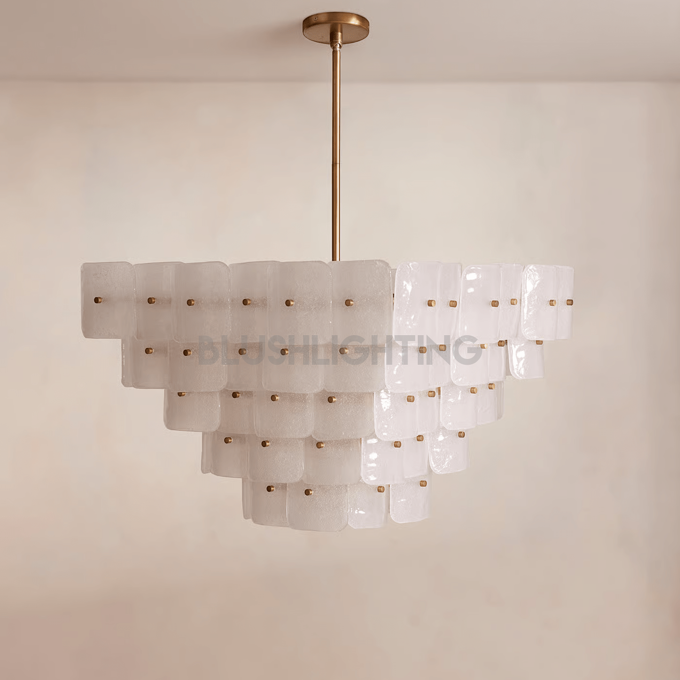 Francis Chandelier - L 27.6″ x W 27.6″ x H 19.3″Gold & WhiteBlushlighting