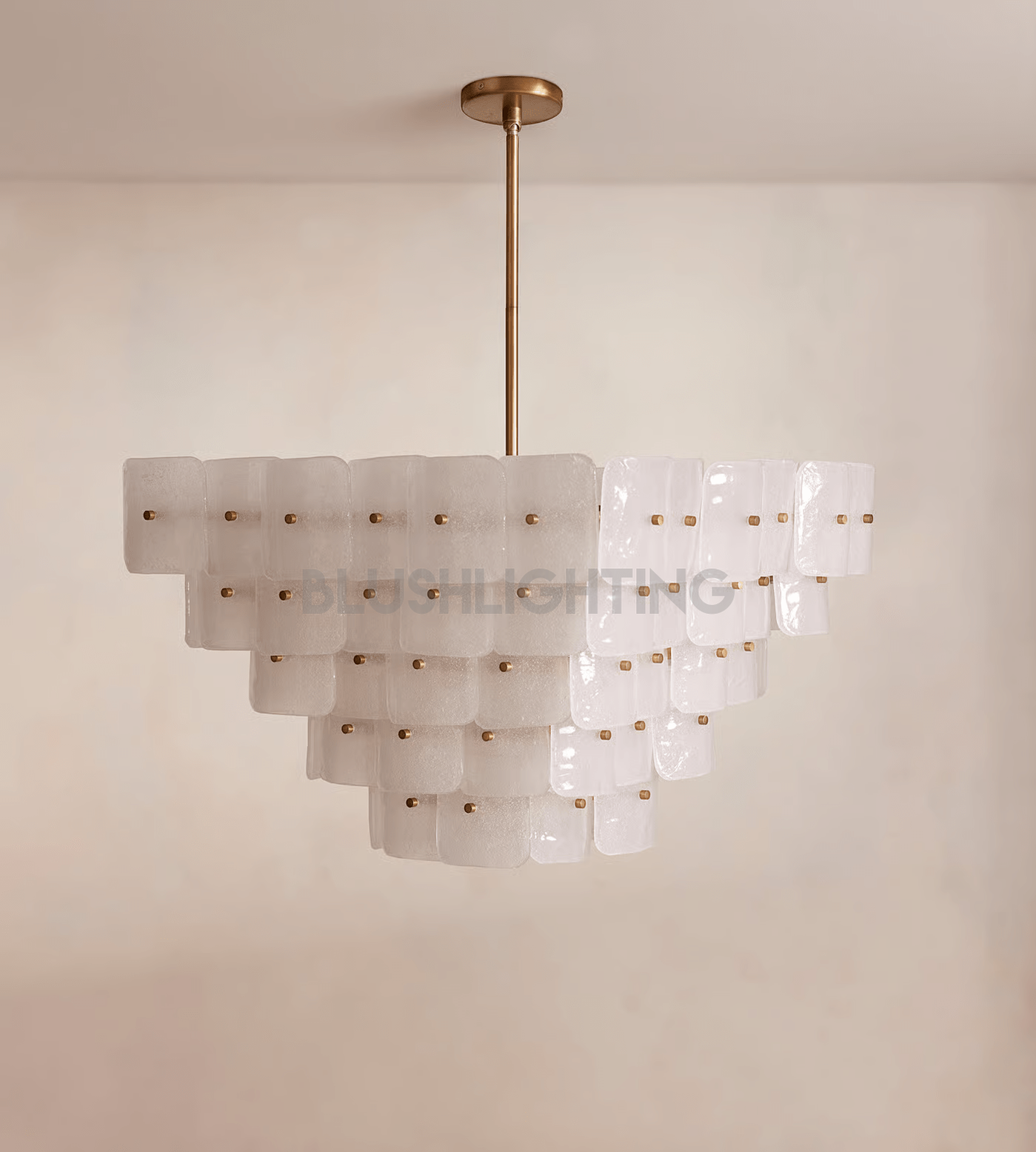 Francis Chandelier - L 27.6″ x W 27.6″ x H 19.3″Gold & WhiteBlushlighting