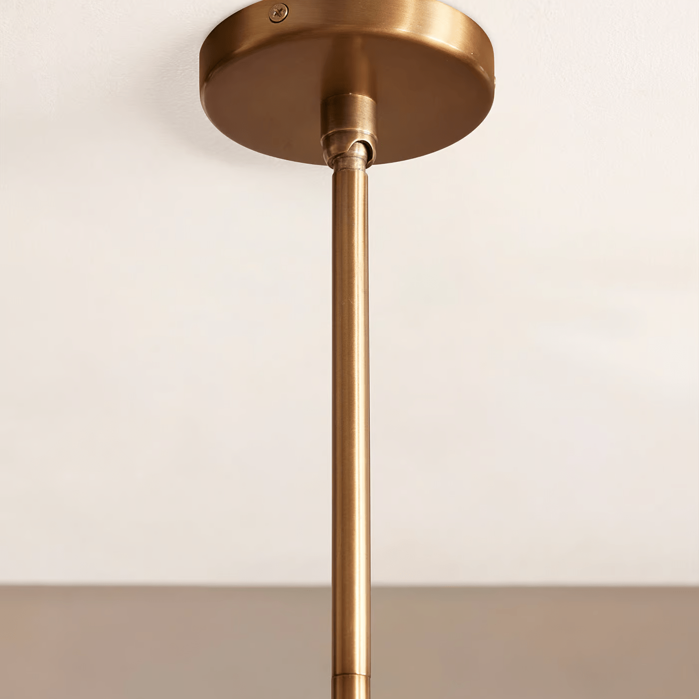 Francis Chandelier - L 27.6″ x W 27.6″ x H 19.3″Gold & WhiteBlushlighting
