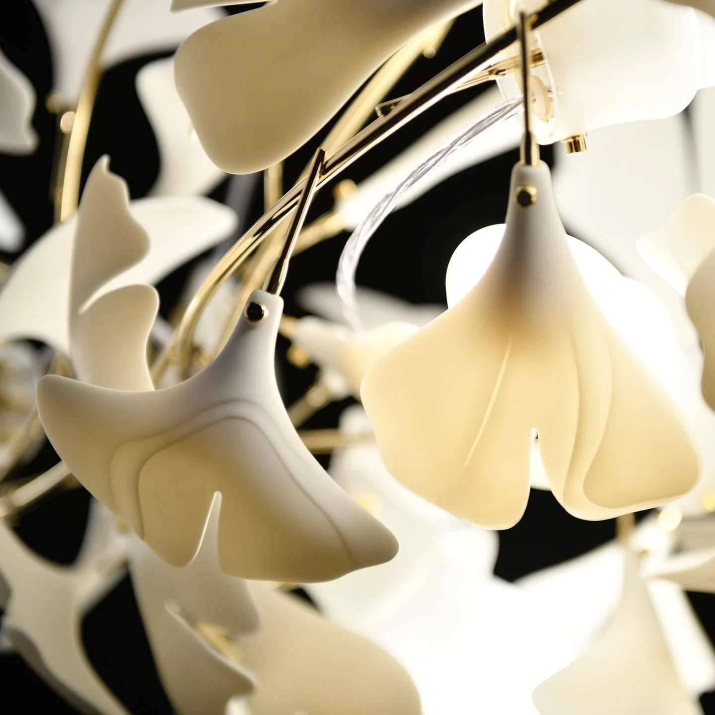 Gingko Leaves Chandelier - L 196.8″ x W 31.5″ x H 59.1″White & GoldBlushlighting