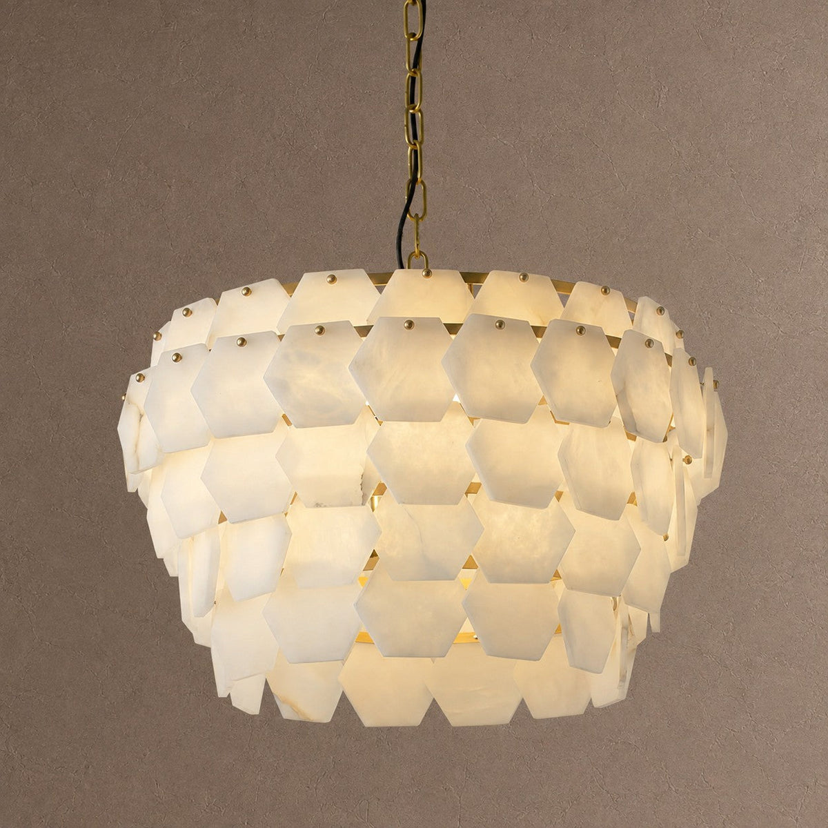 Hexa Cloud Tiered Pendant - ∅ 23.6″ x H 17.7″Gold & WhiteBlushlighting