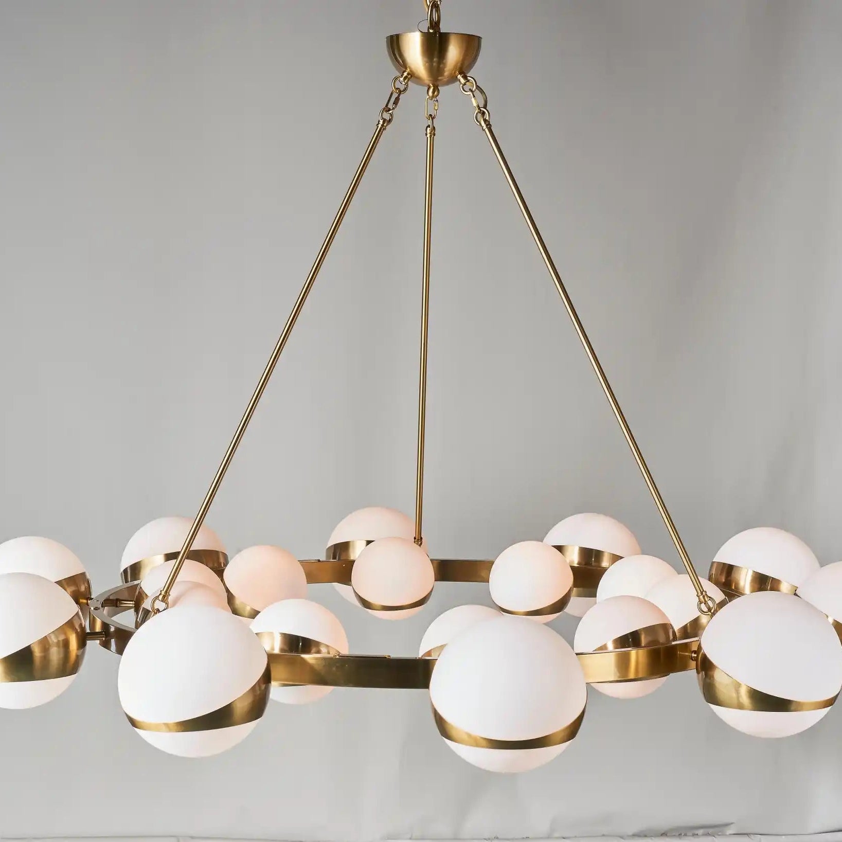 Lucca Sputnik Chandelier-Chandelier-Blushlighting-Blushlighting