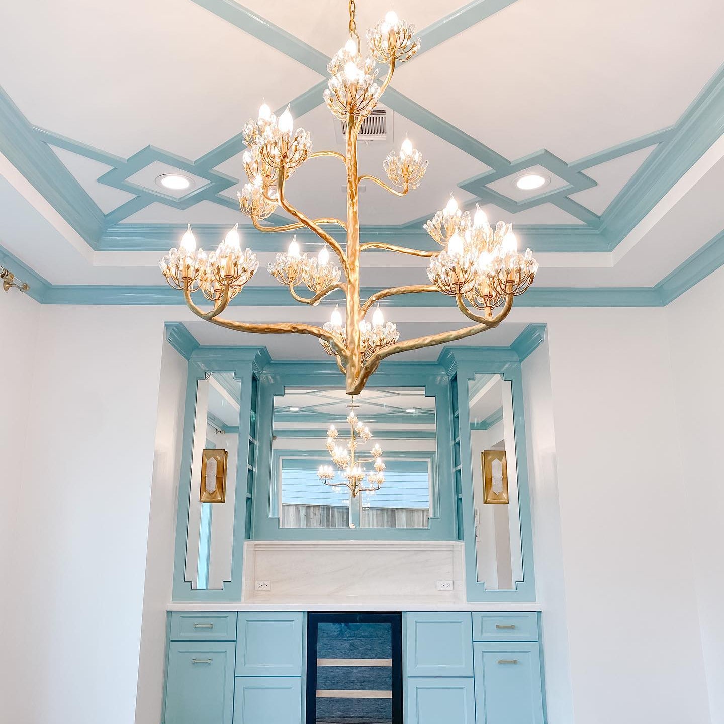 Luxury Branch Flower Chandelier in Gold for Living Room Staircase and Bedroom Lighting-Chandeliers-Blushlighting