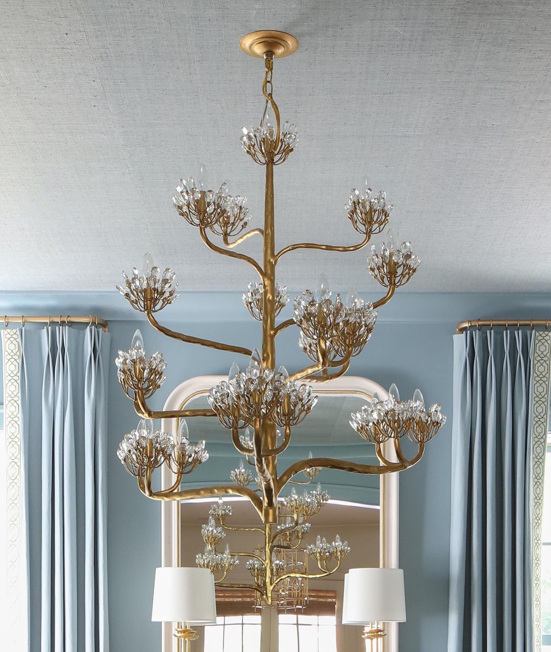 Luxury Branch Flower Chandelier in Gold for Living Room Staircase and Bedroom Lighting-Chandeliers-Blushlighting