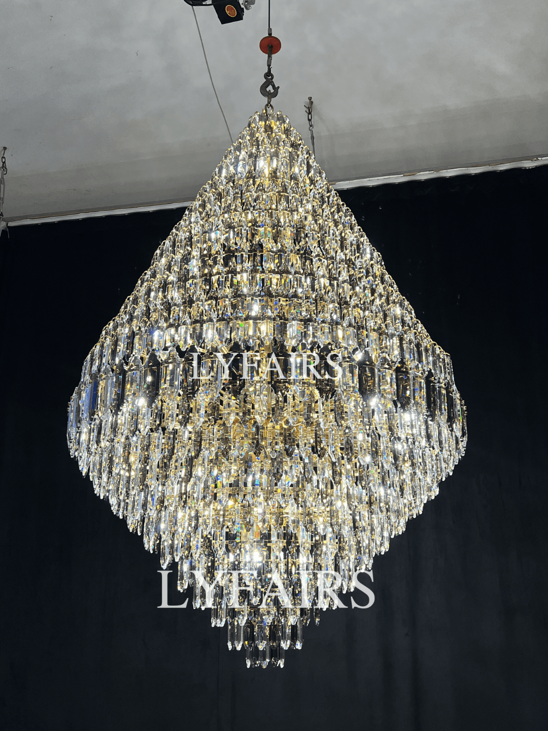 Luxury Multi - tiered Honeycomb Crystal Chandelier for High Ceiling - D23.6"*H35.4"/16 Lights/23 kgGoldWarm LightBlushlighting