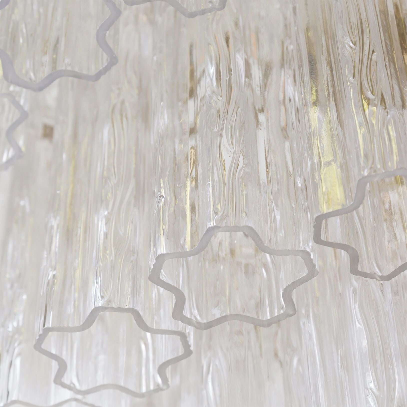 Medium Treviso Murano Chandelier 28" - Clear28"Blushlighting