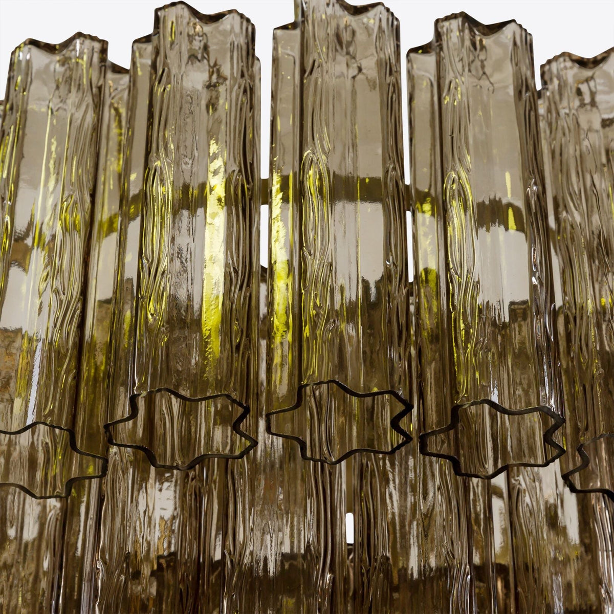 Medium Treviso Murano Chandelier 28" - Smoked Quartz28"Blushlighting