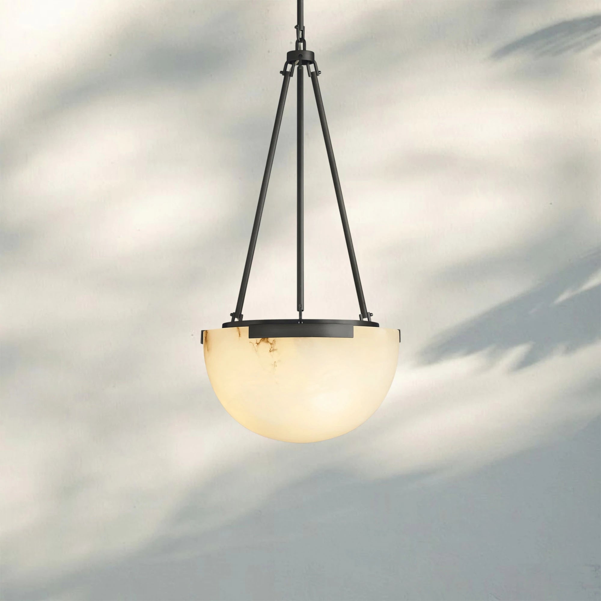 Melang Alabaster Globe Pendant Lamp-Black-Blushlighting