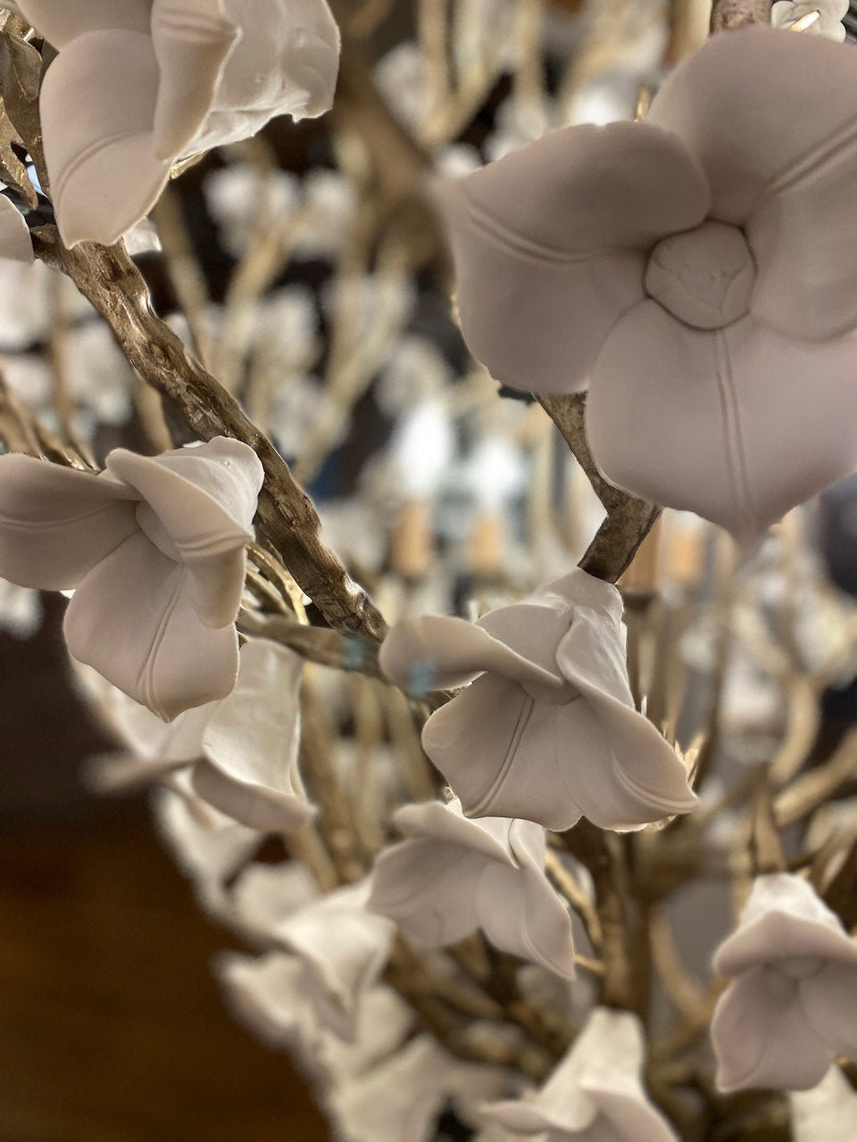 Modern Art Design Lily Ceramic Flower Chandelier for Low-ceiling-Blushlighting-Blushlighting