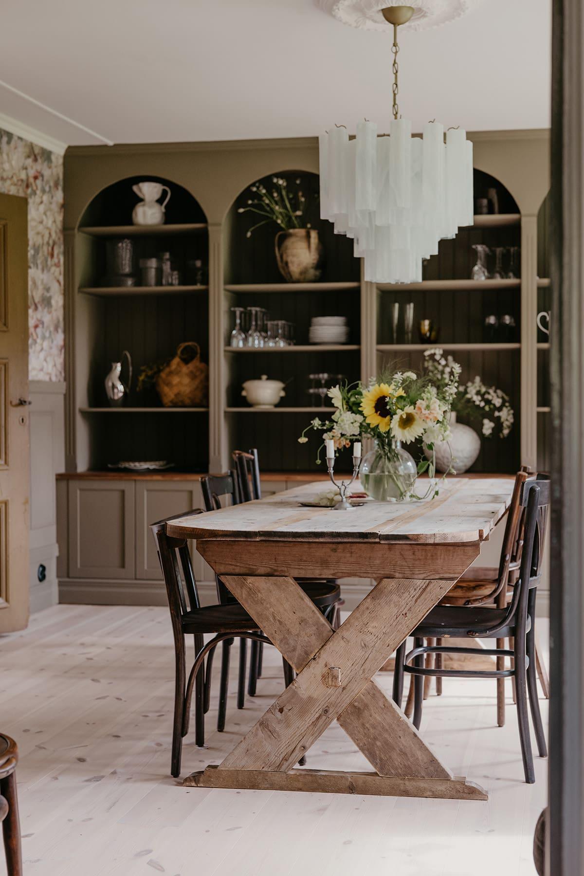 Murano Chandelier – 36 tubes – Alabaster white-Blushlighting