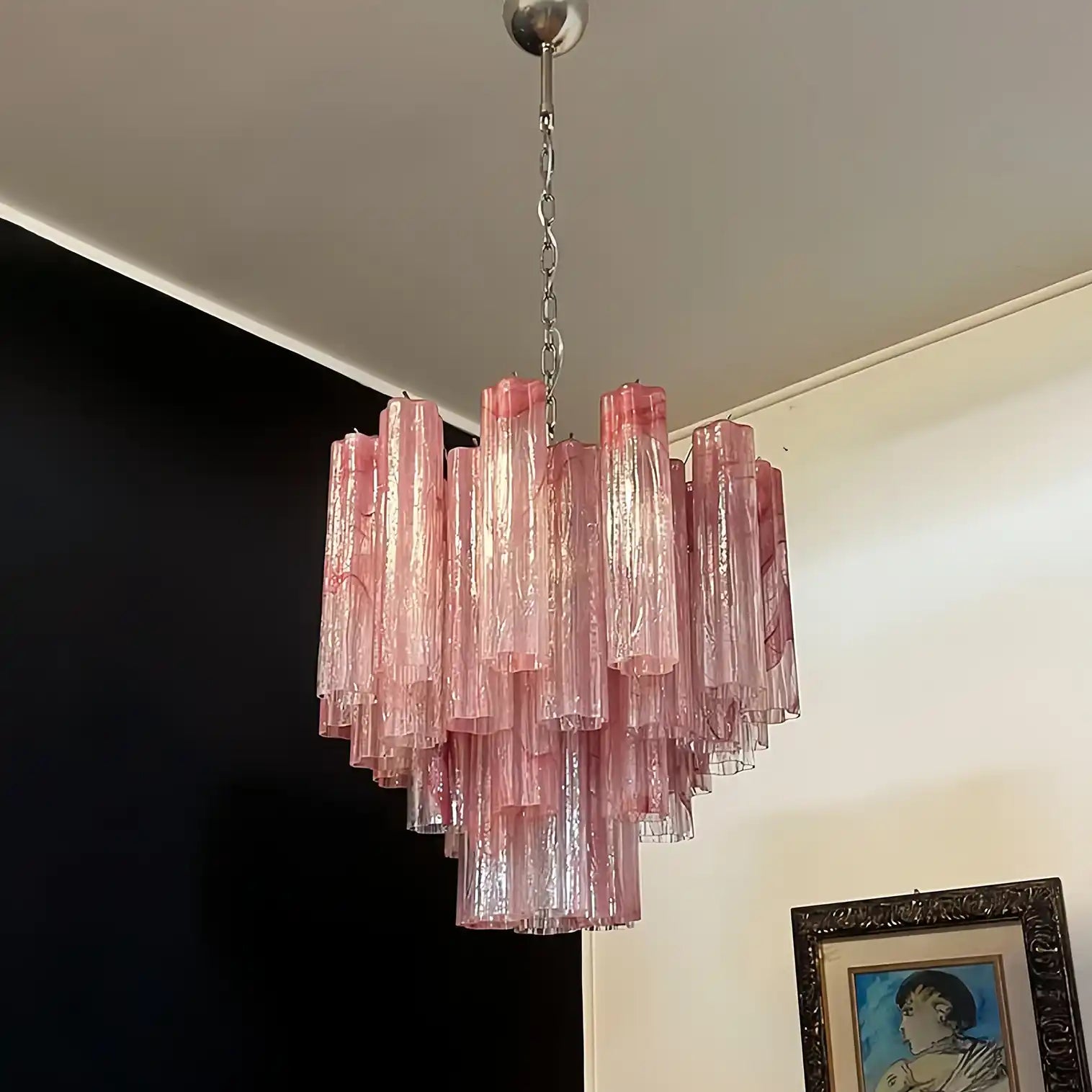 Murano Chandelier – 48 tubes – Alabaster Pink-Blushlighting