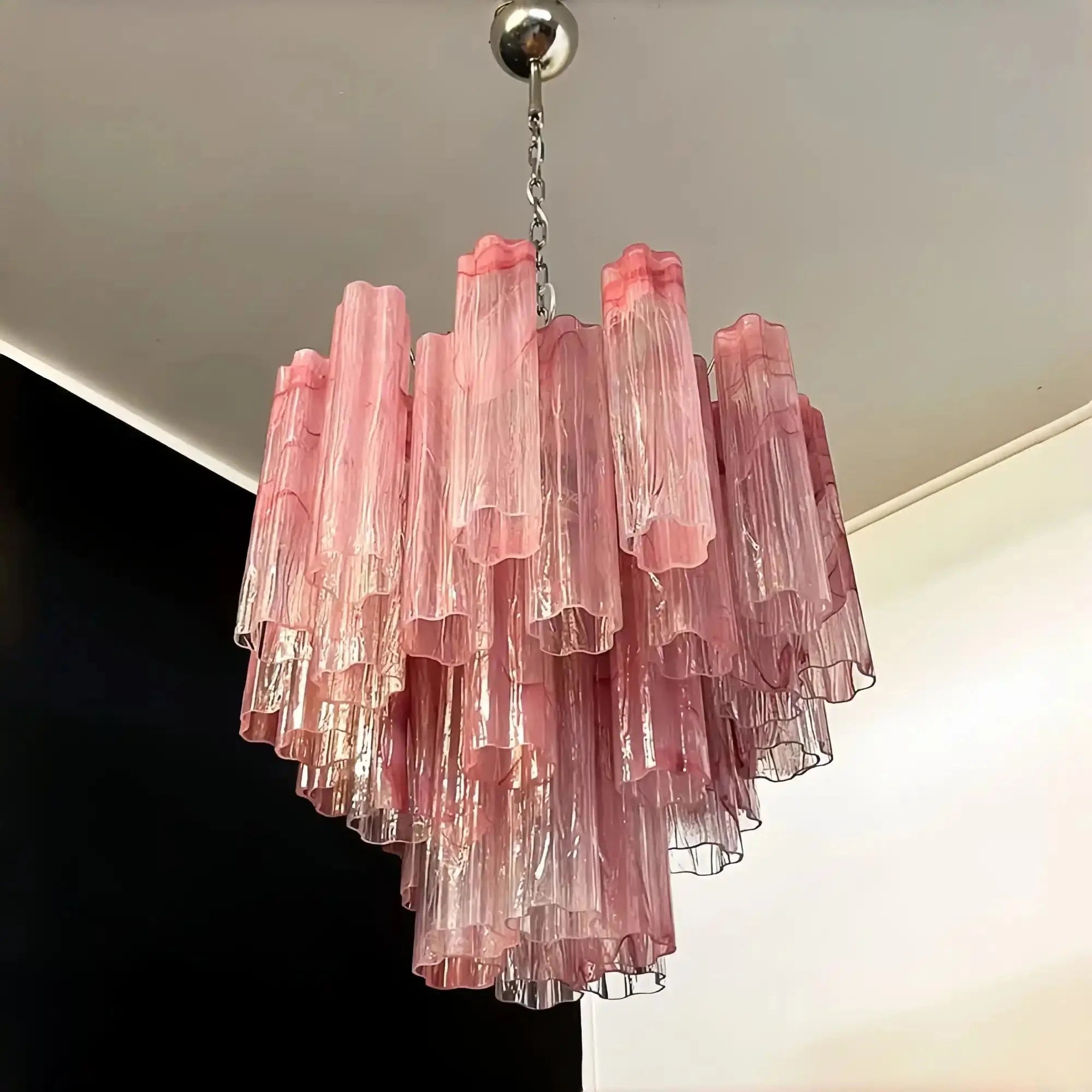 Murano Chandelier – 48 tubes – Alabaster Pink - Blushlighting