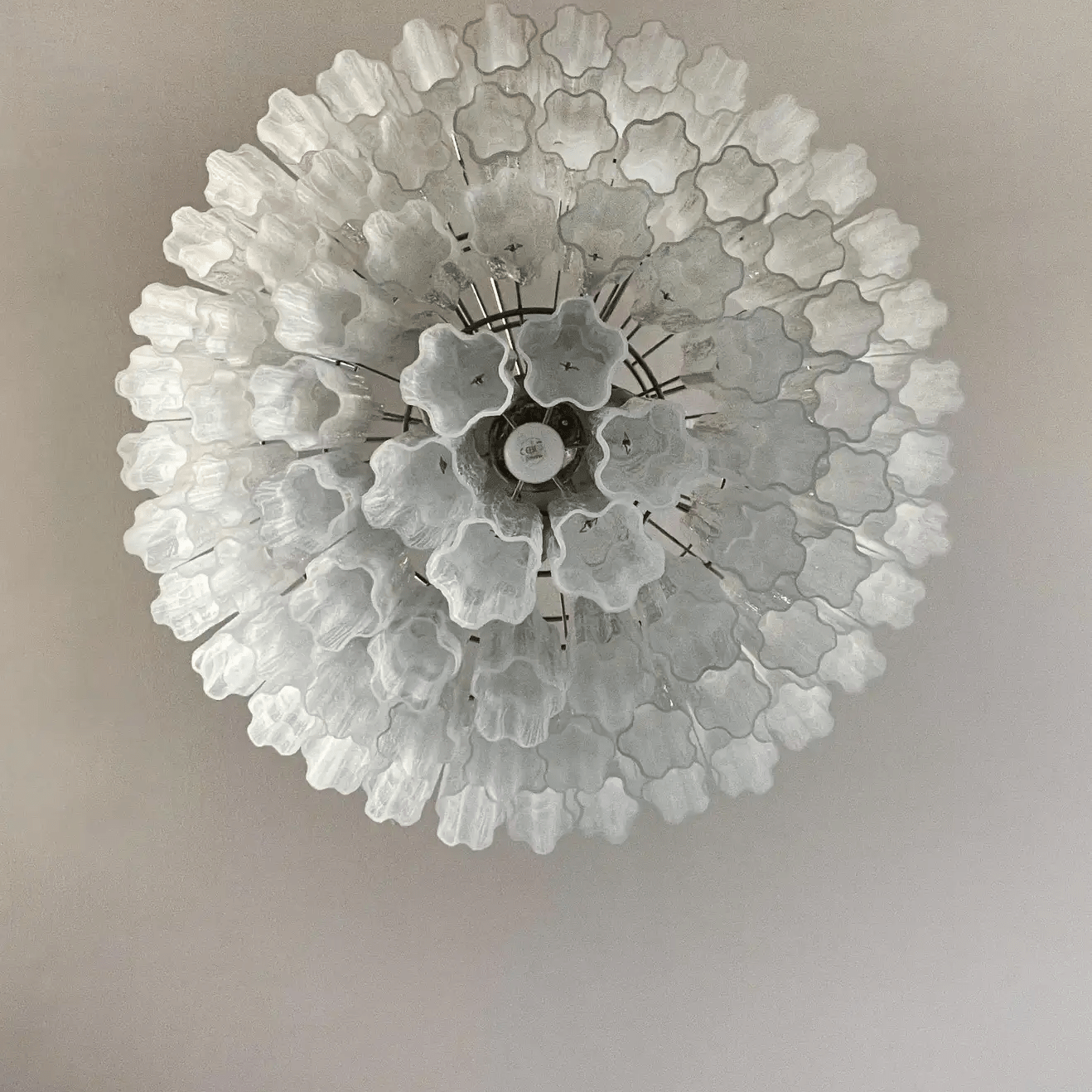 Murano Chandelier – 78 tubes – Alabaster white - Blushlighting