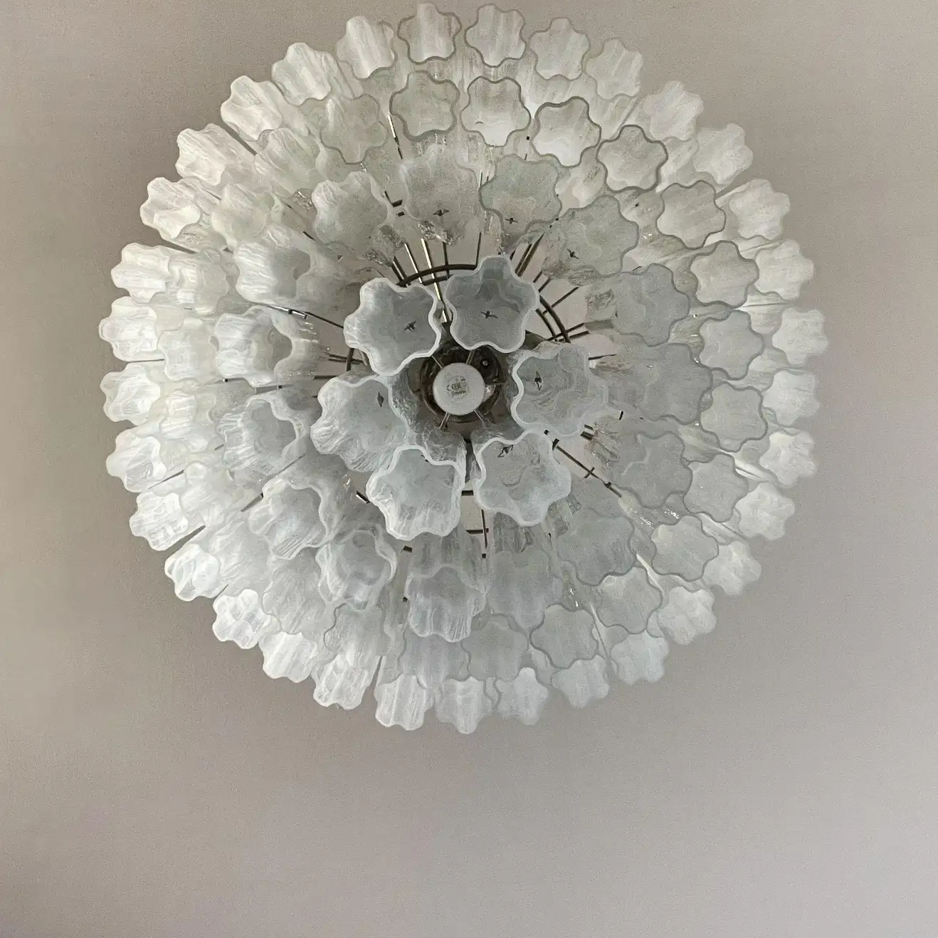 Murano Chandelier – 78 tubes – Alabaster white-Blushlighting