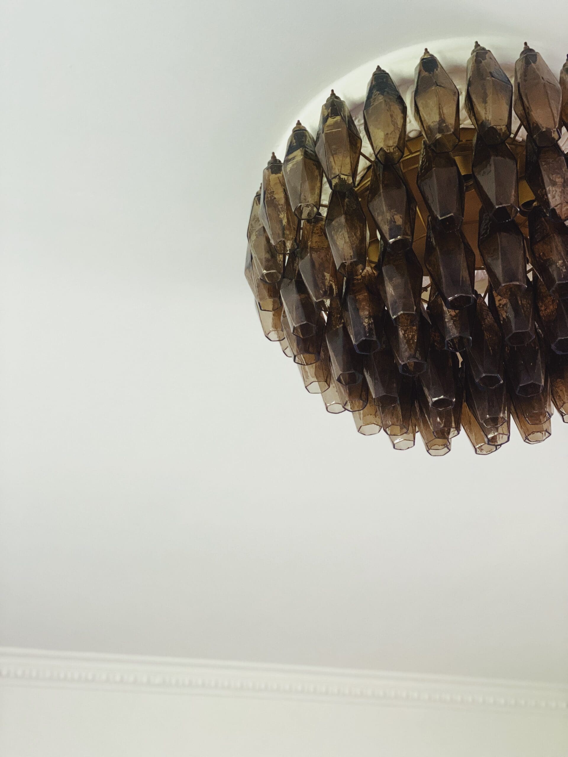 Murano Chandelier – Poliedri – 84 glasses - SmokeBlushlighting