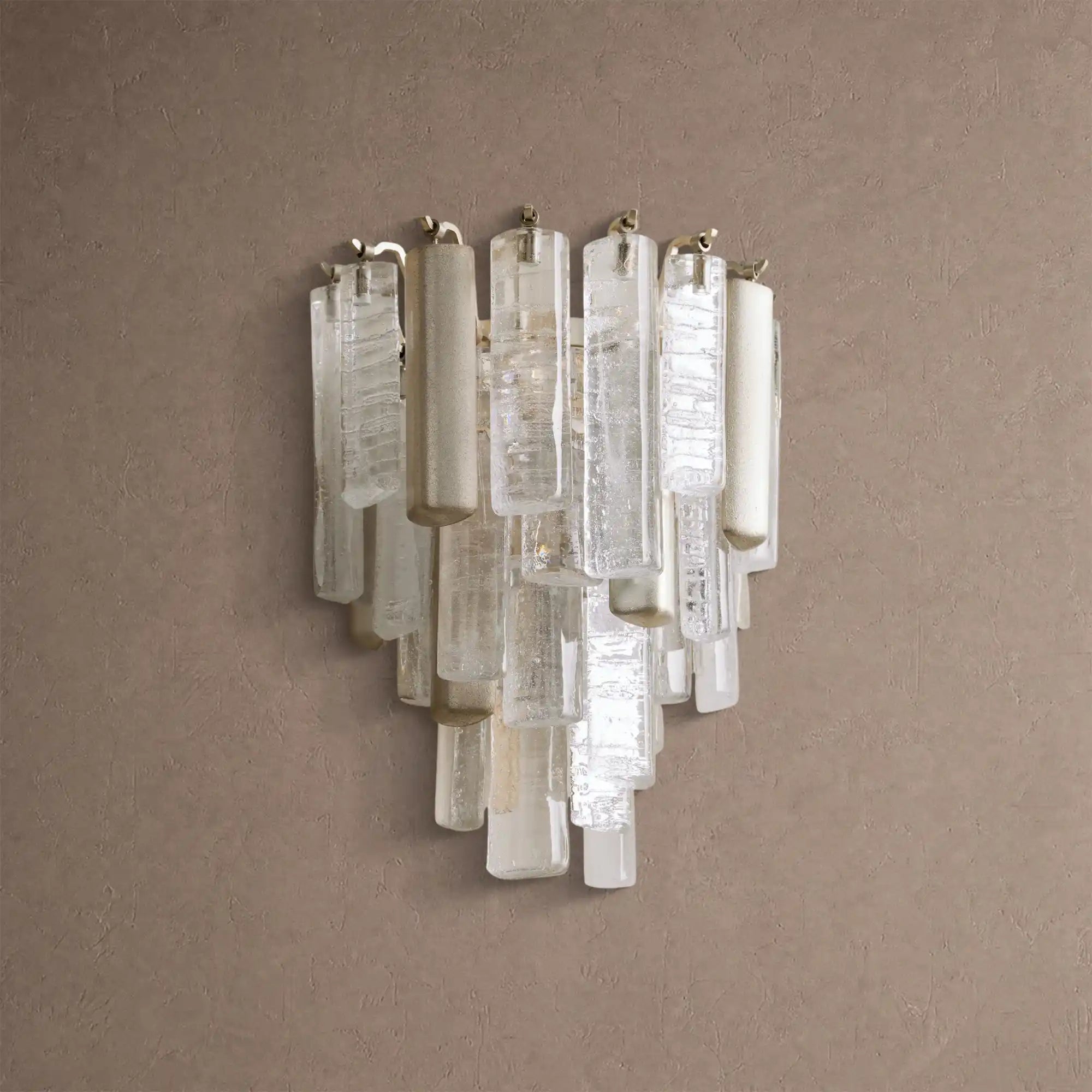 Neve Sconce - BrassBlushlighting