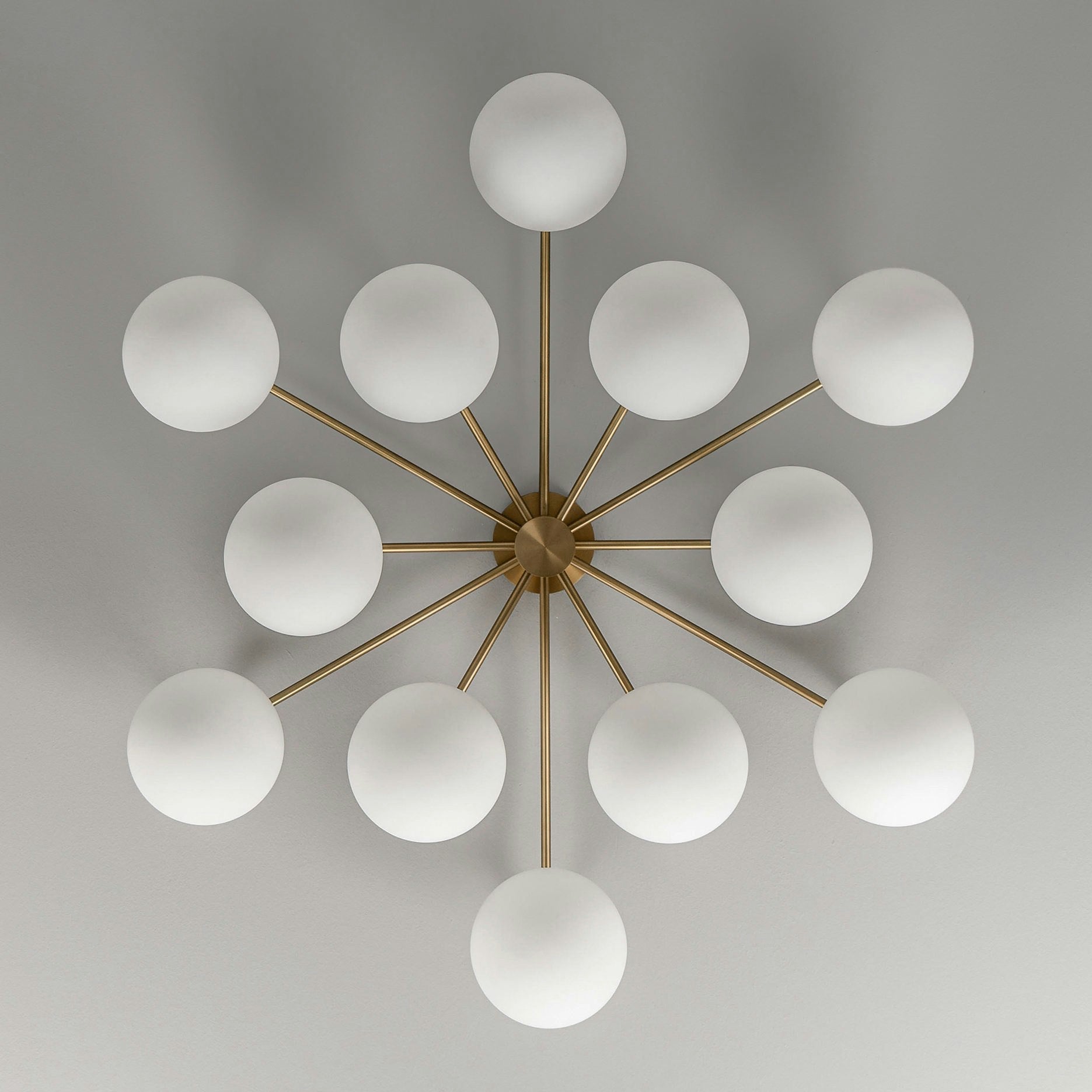 Orion Oval Flush Mount Base Chandelier Ø47.8″ - Black gunmetalBorosilicate Transparent Ribbon GlassBlushlighting