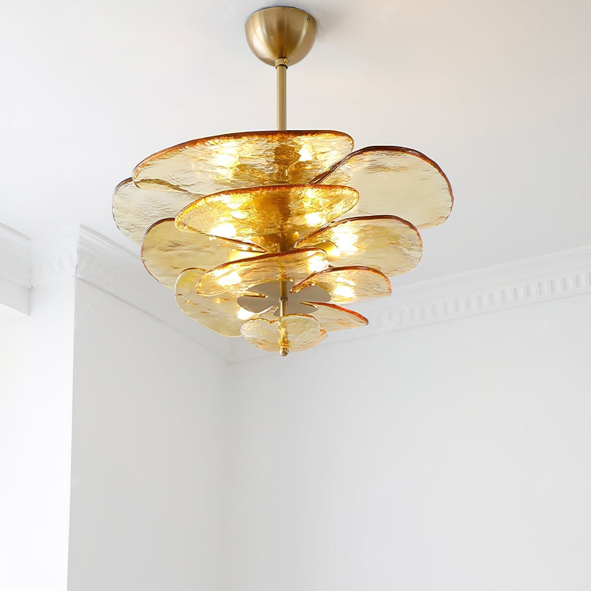 Petals Gold Murano Chandelier - 8-lights ∅ 21.6″ x H 8.6″Clear & GoldBlushlighting