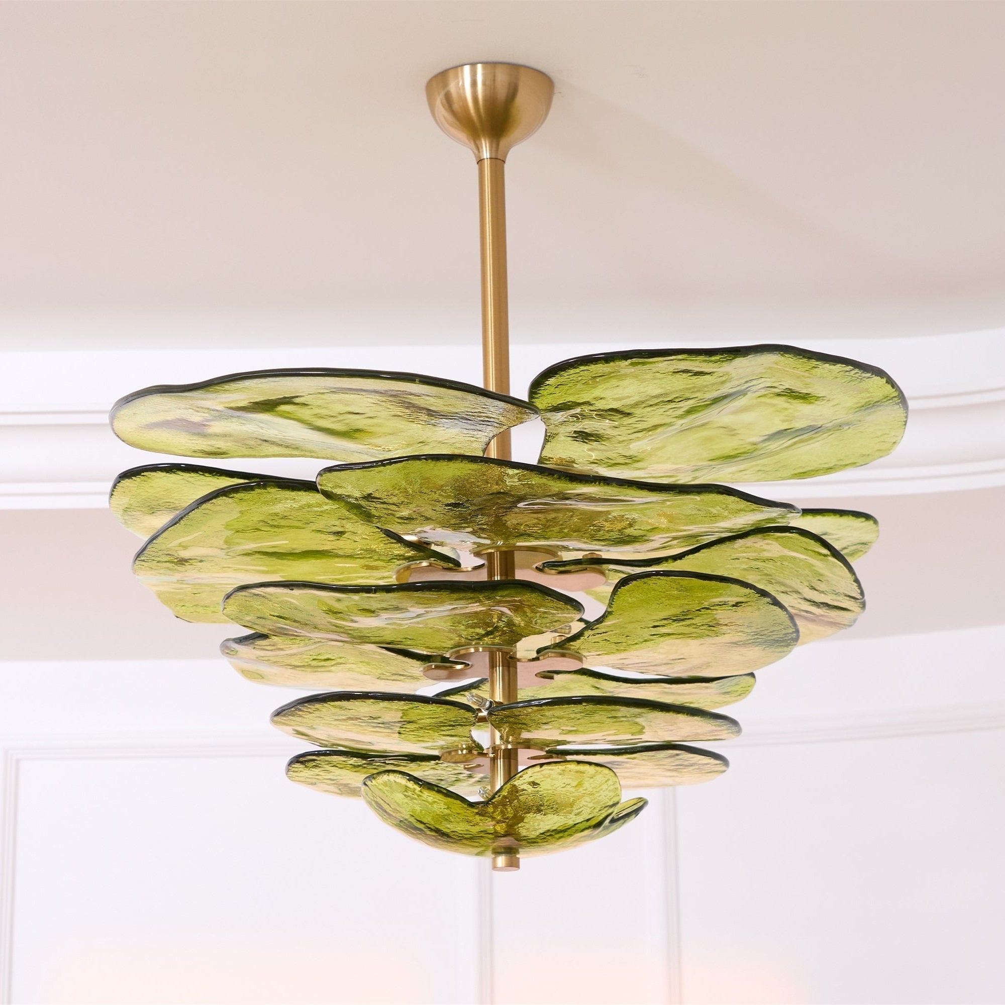 Petals Gold Murano Chandelier - 8-lights ∅ 21.6″ x H 8.6″Clear & GoldBlushlighting